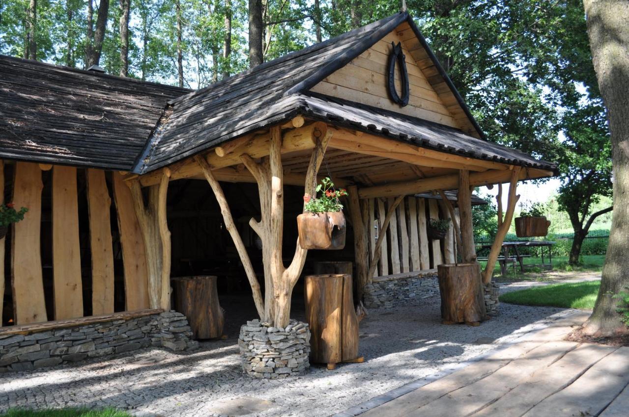 Pokoje Zimna Woda Rozalin  Exterior foto